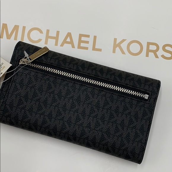 MICHAEL KORS JET SET TRAVEL LG TRIFOLD BLACK - Picture 3 of 16